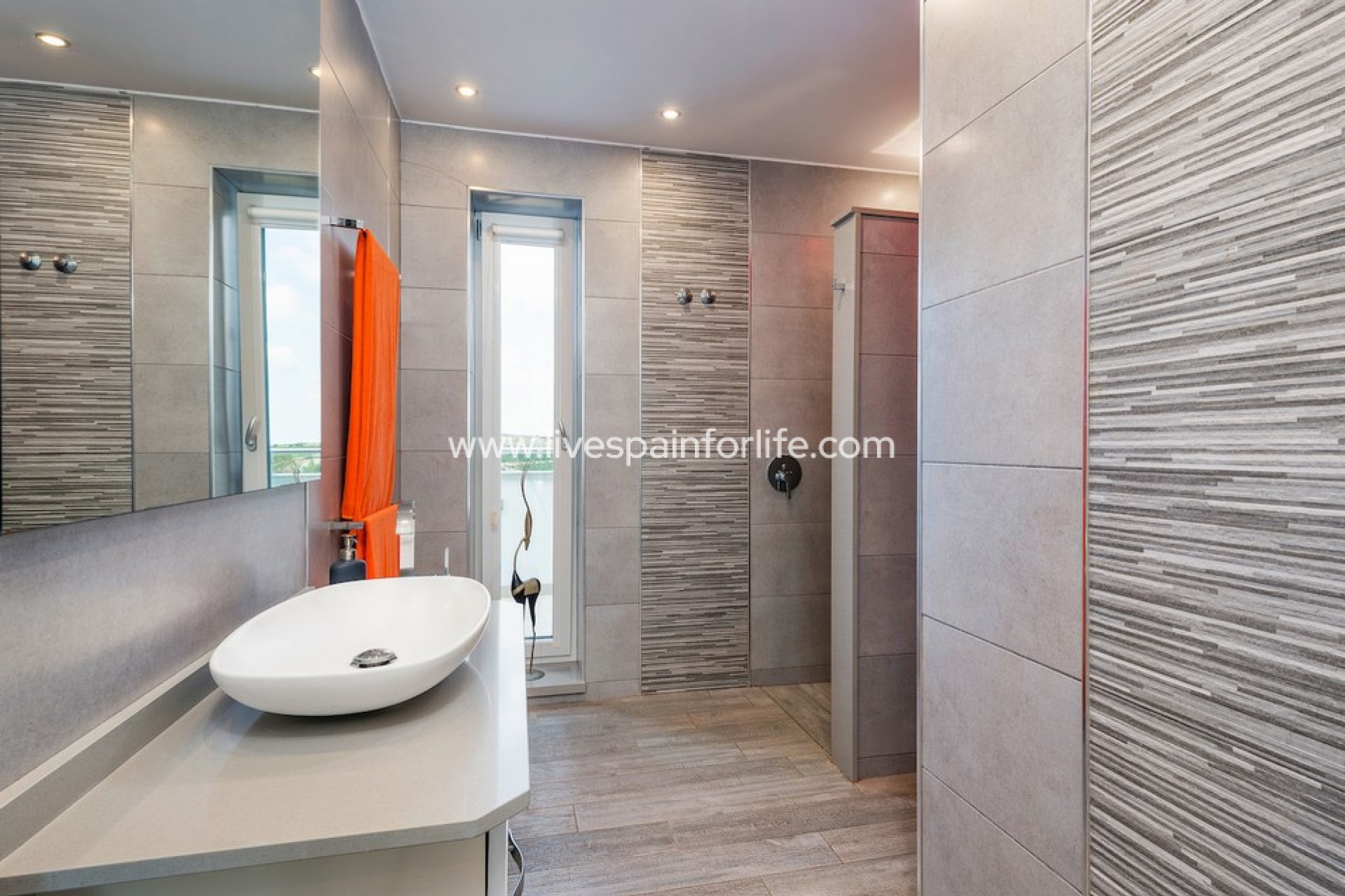 Resale - Country Property -
Torremendo