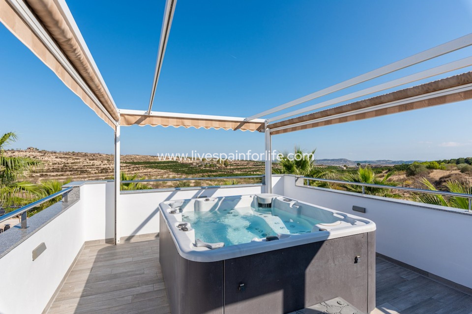 Resale - Country Property -
Torremendo