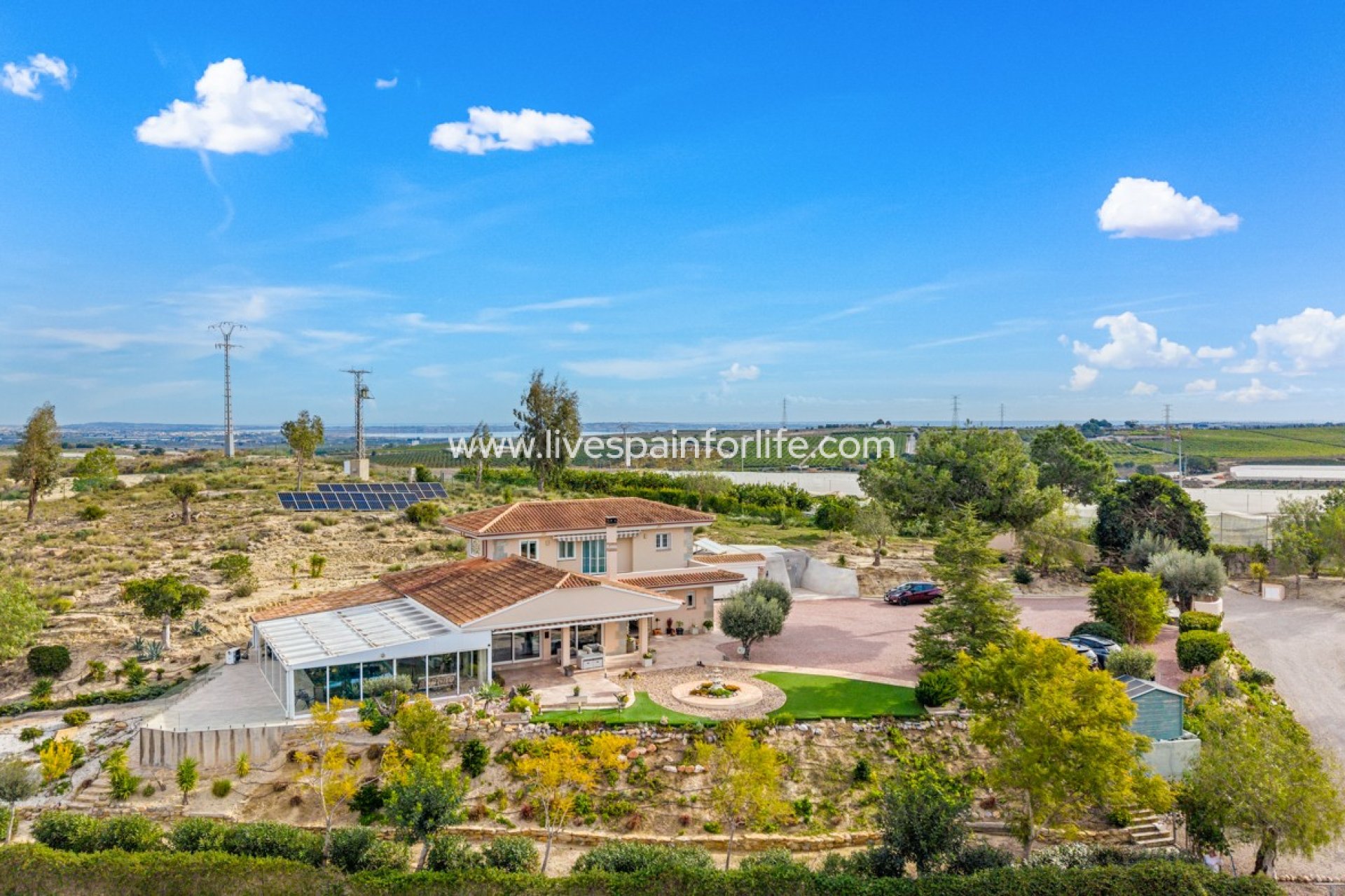 Resale - Country Property -
Torremendo