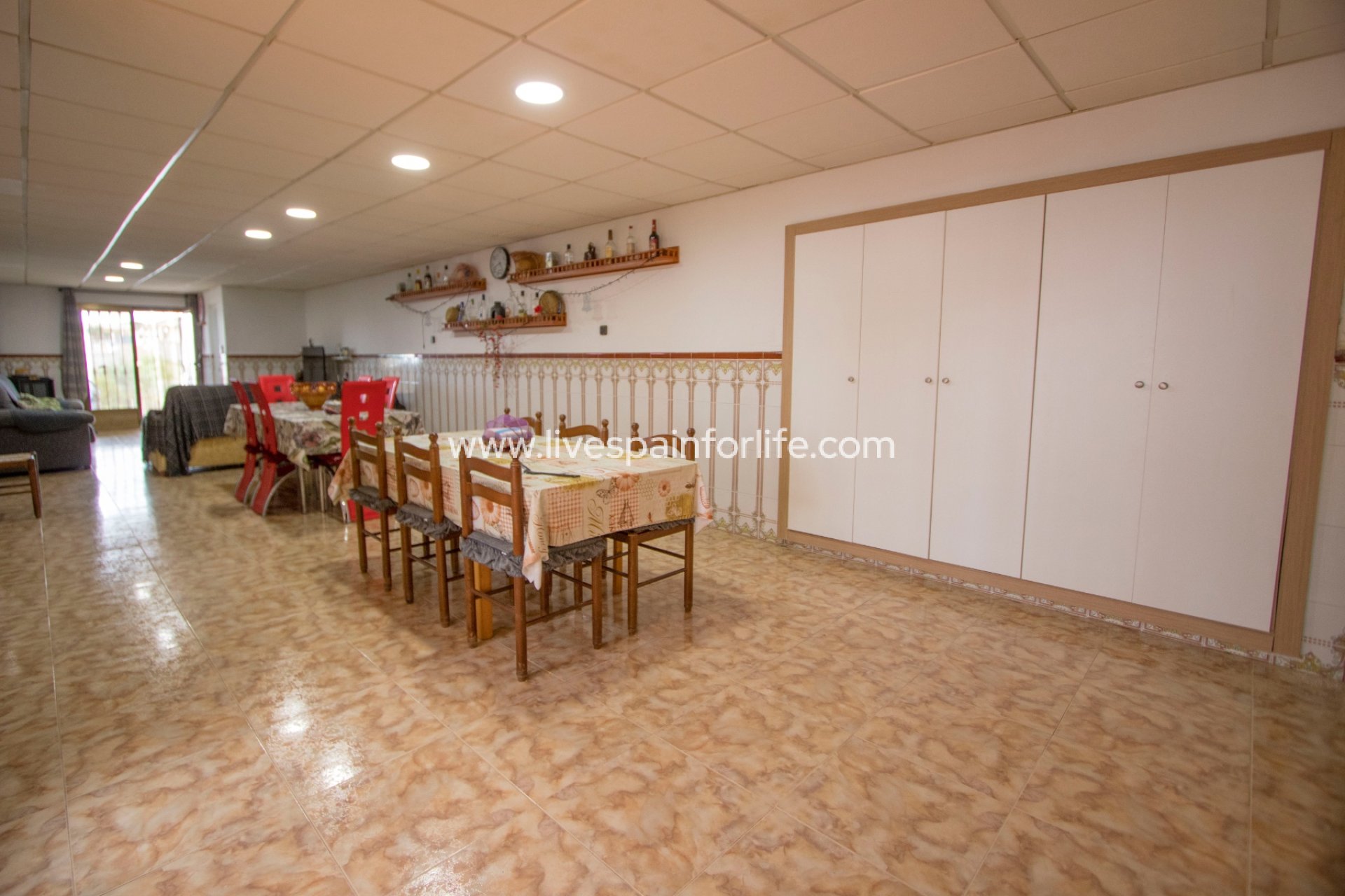 Resale - Equestrian -
Albatera