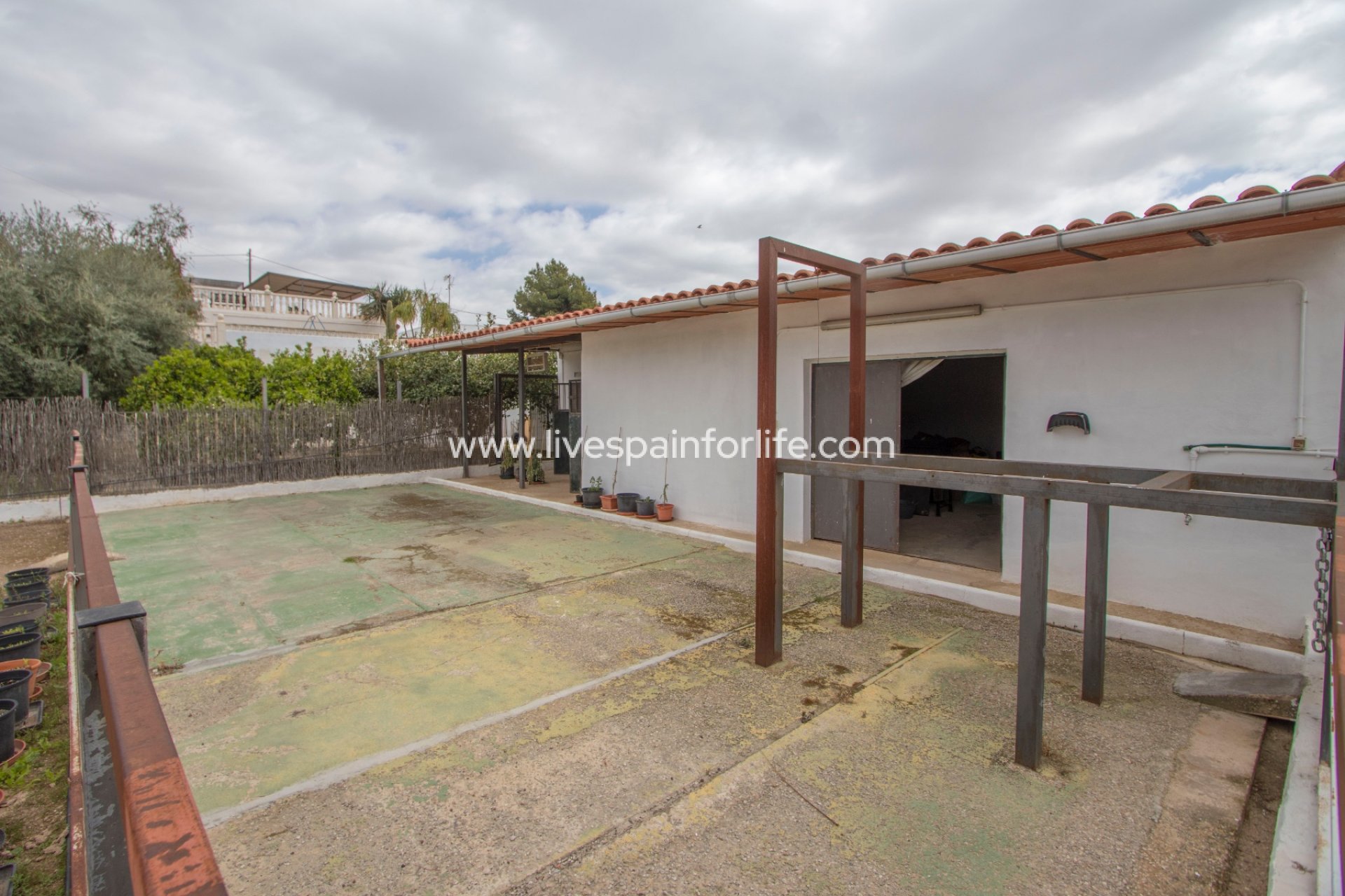 Resale - Equestrian -
Albatera