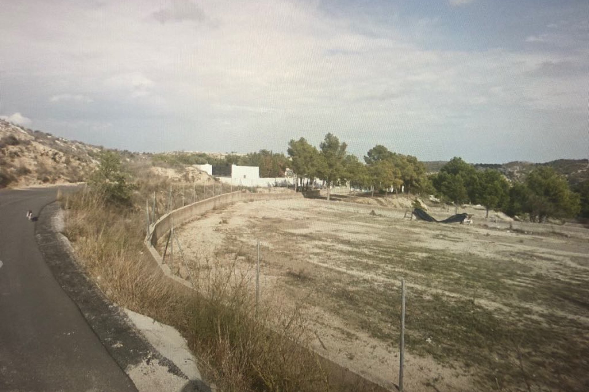 Resale - Plot of Land -
Alicante