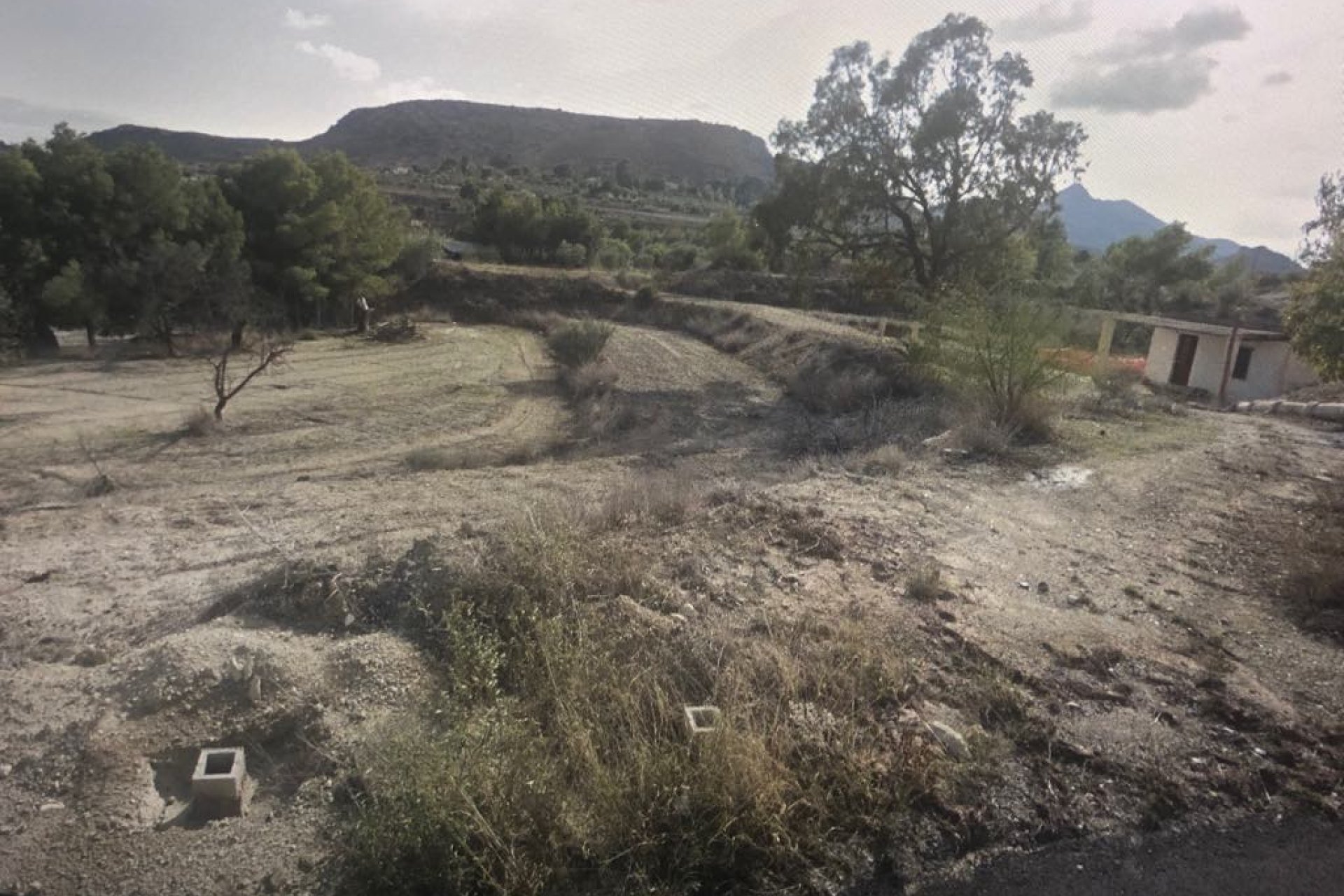 Resale - Plot of Land -
Alicante