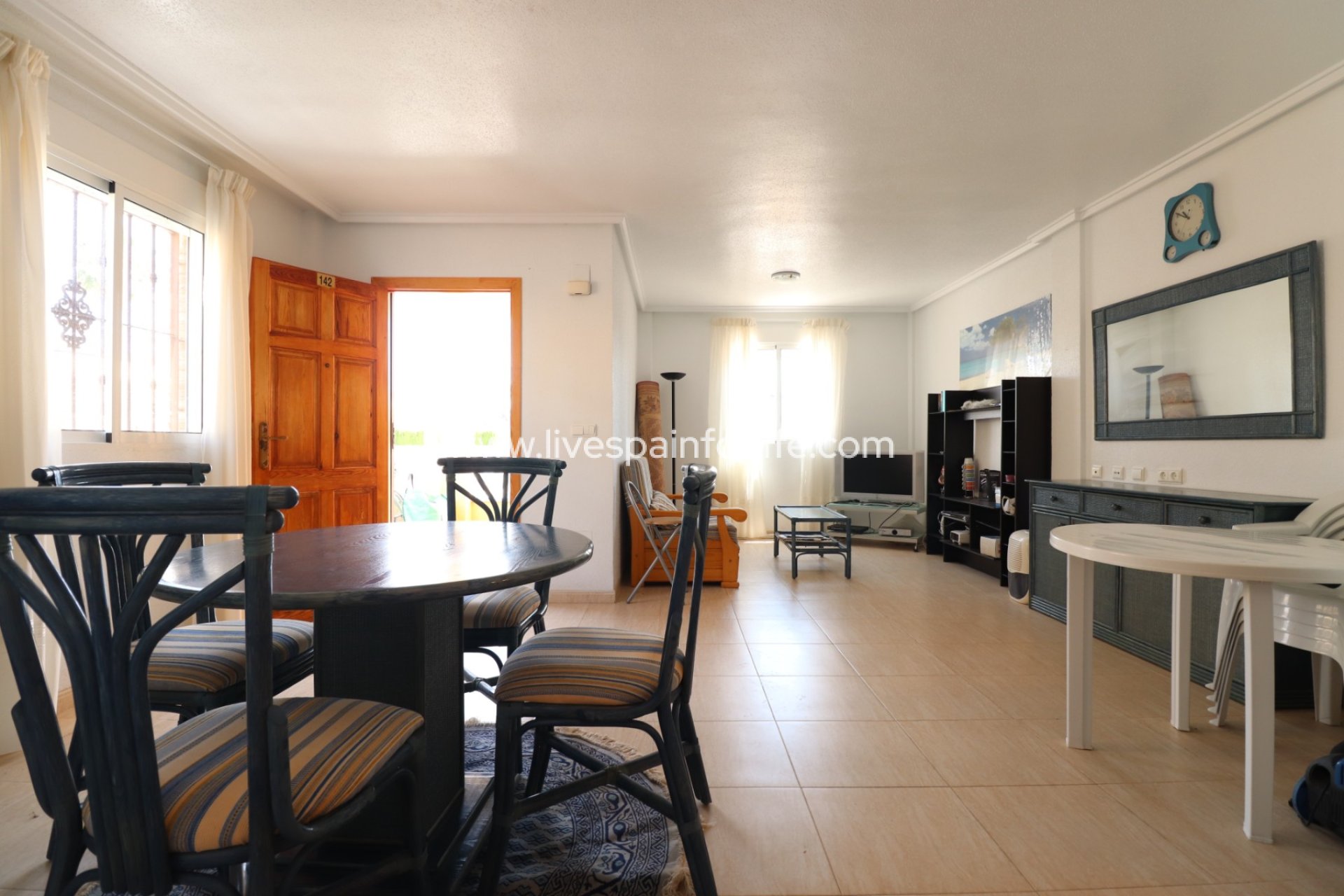 Resale - Semi-detached house / Quad -
Ciudad Quesada - Lo Marabu