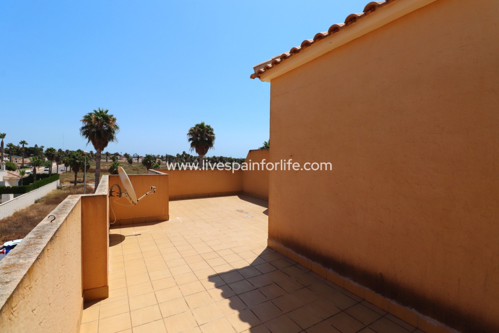 Resale - Semi-detached house / Quad -
Ciudad Quesada - Lo Marabu