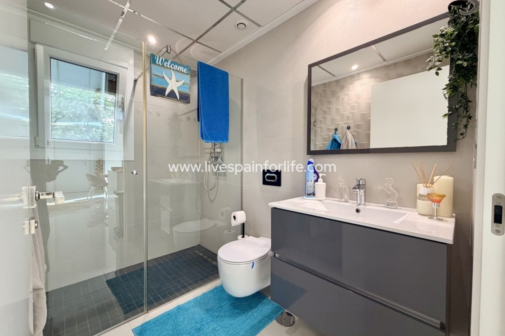 Resale - Semi-detached house / Quad -
Ciudad Quesada
