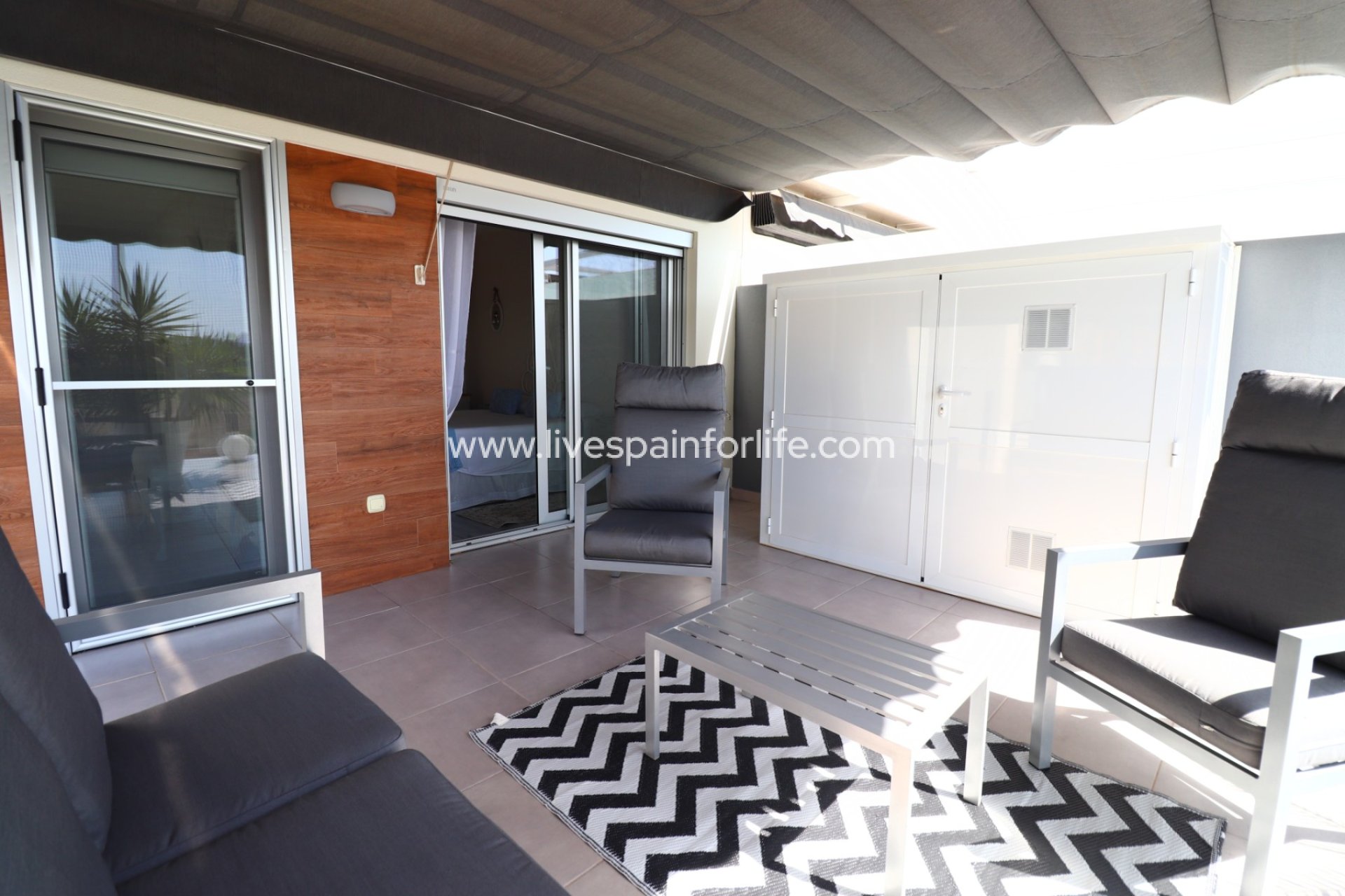 Resale - Semi-detached house / Quad -
Daya Vieja - Daya Vieja - Town