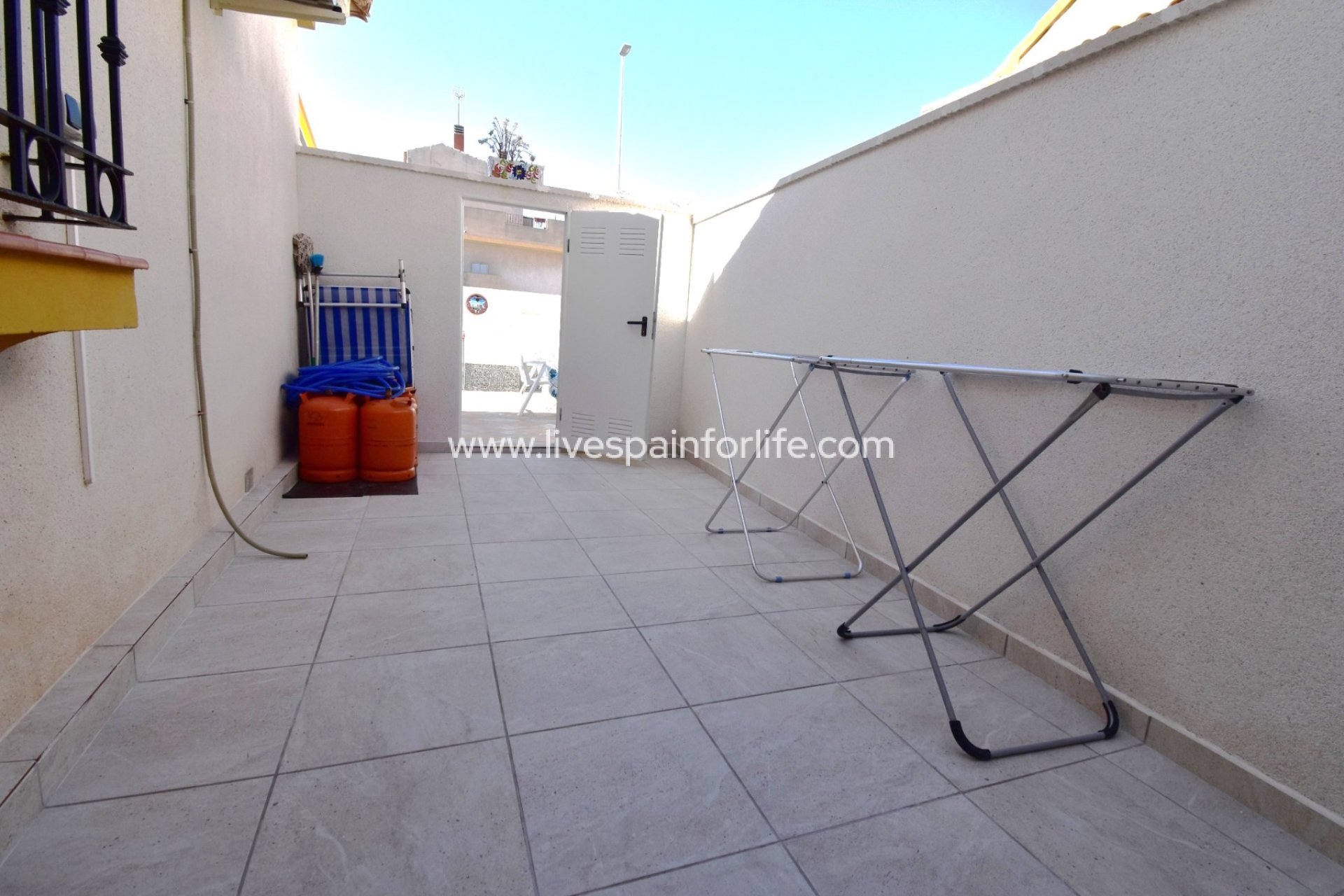 Resale - Semi-detached house / Quad -
Orihuela Costa - La Zenia