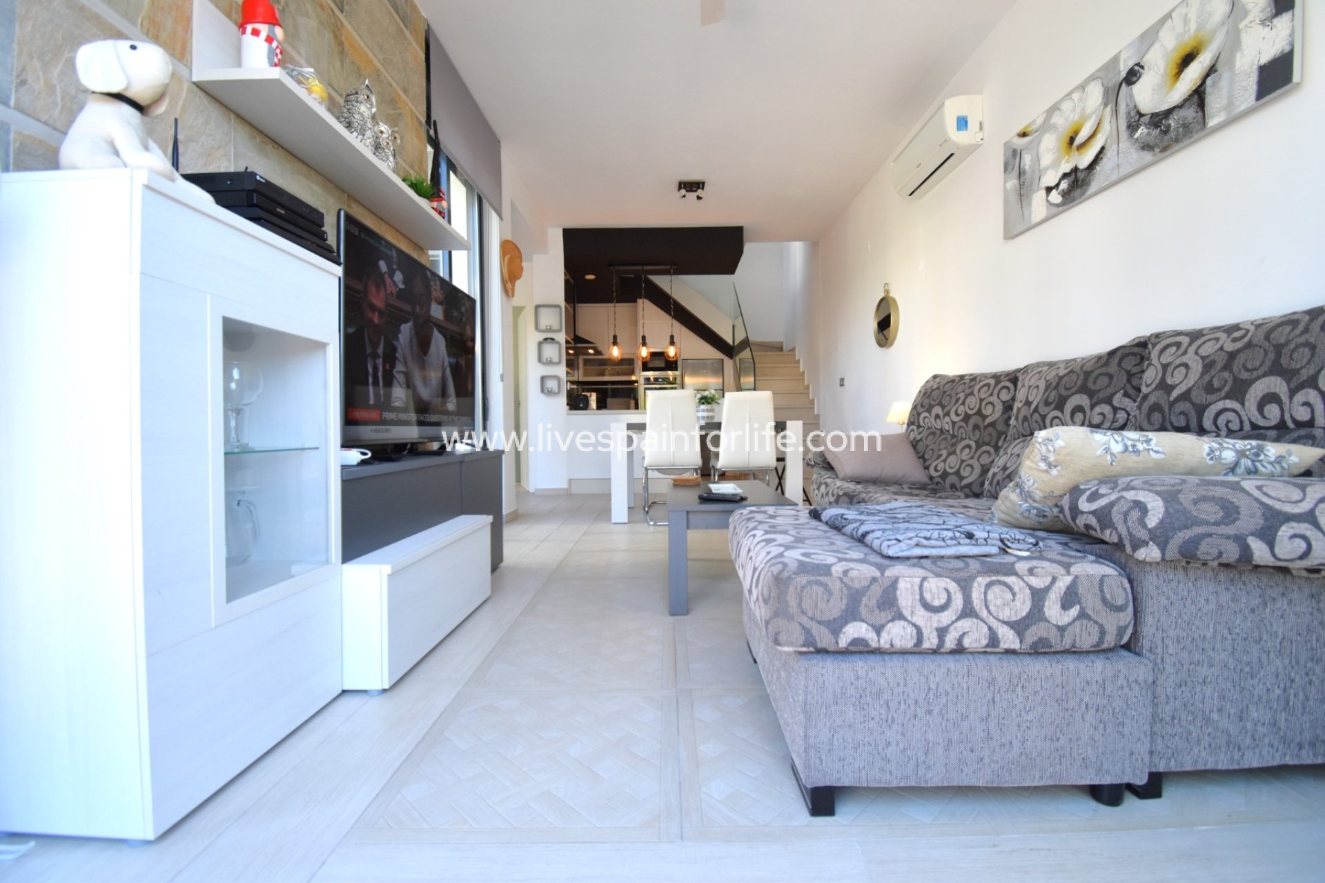 Resale - Semi-detached house / Quad -
Orihuela Costa - Lomas de Cabo Roig