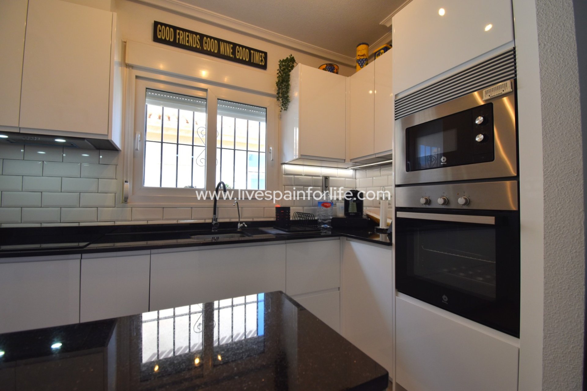 Resale - Semi-detached house / Quad -
Orihuela Costa - Playa Flamenca