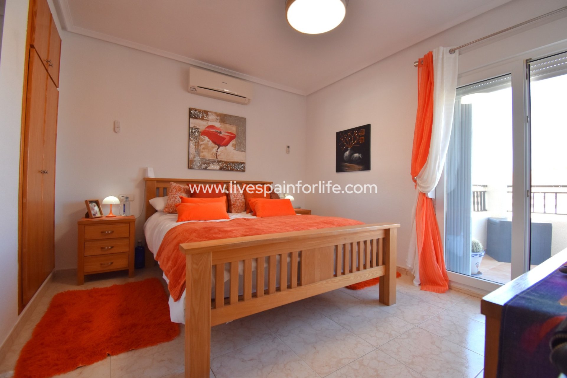 Resale - Semi-detached house / Quad -
Orihuela Costa - Playa Flamenca