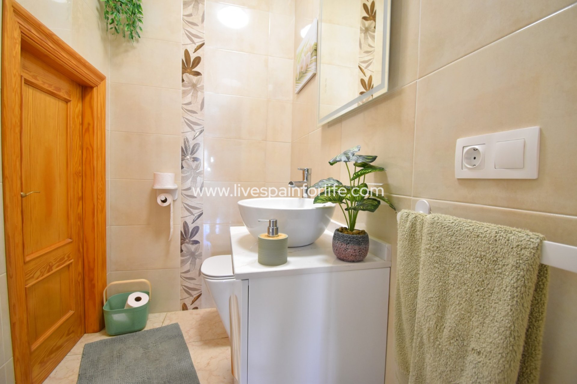 Resale - Semi-detached house / Quad -
Orihuela Costa - Playa Flamenca