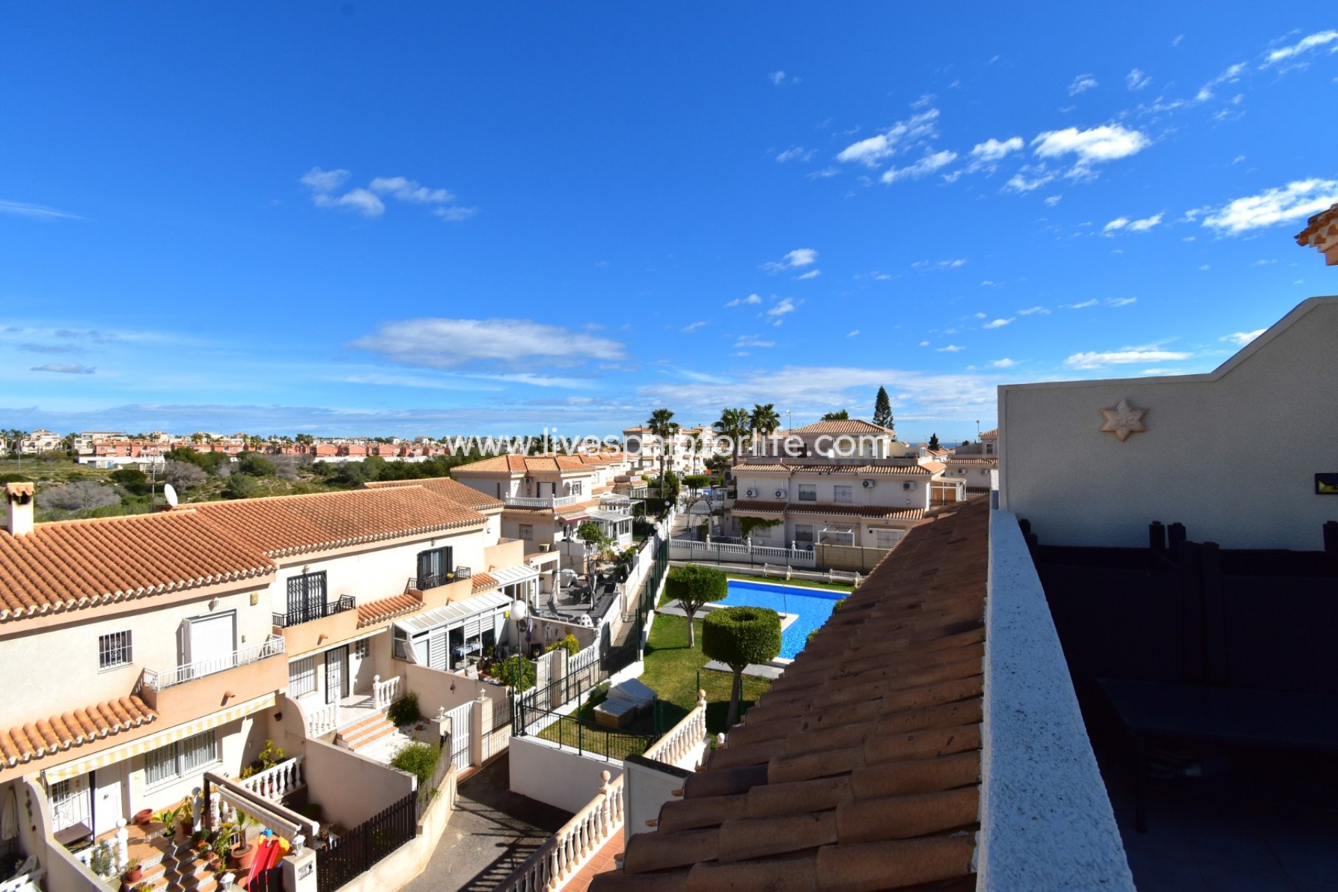 Resale - Semi-detached house / Quad -
Orihuela Costa - Playa Flamenca