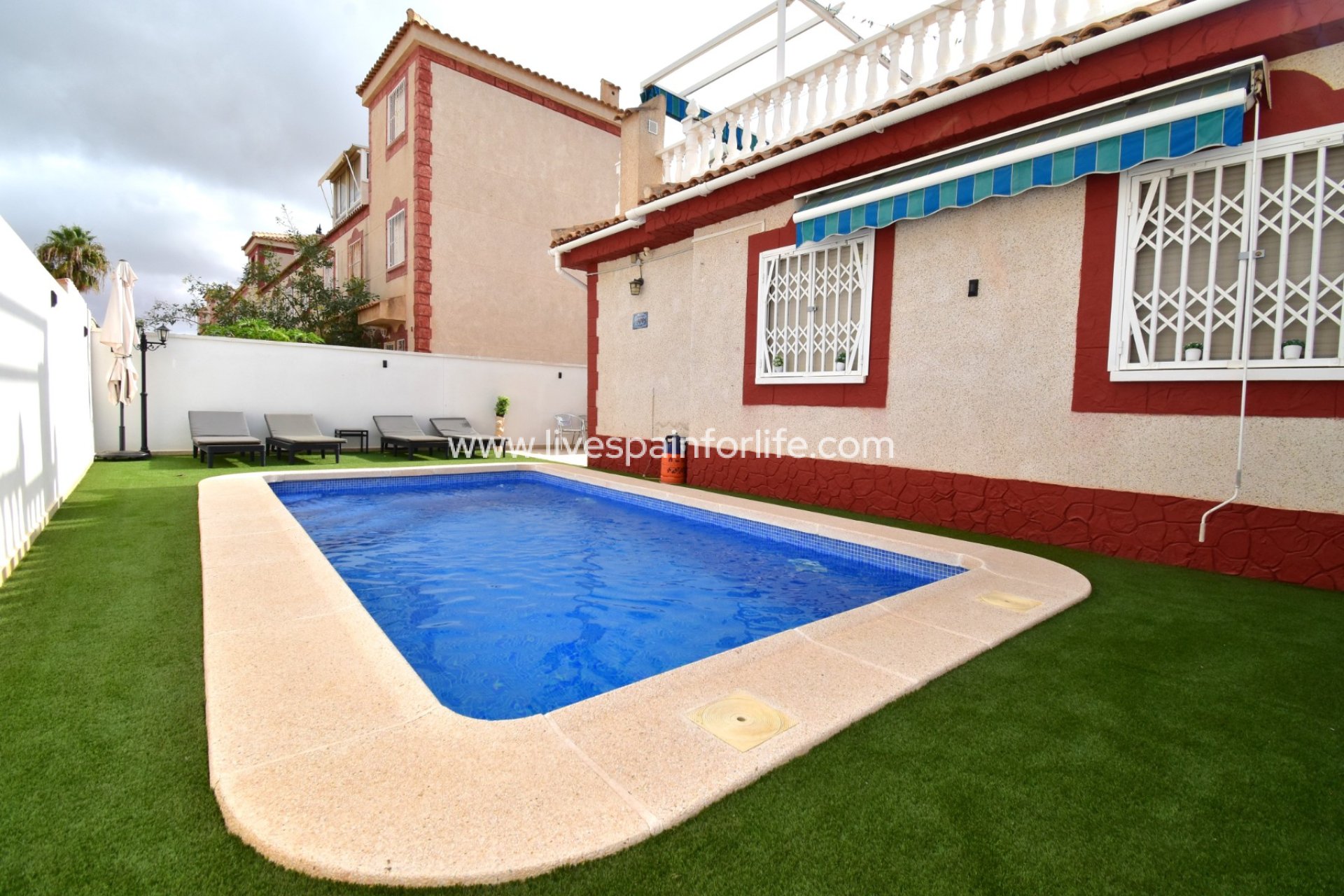 Resale - Semi-detached house / Quad -
Orihuela Costa - Playa Flamenca