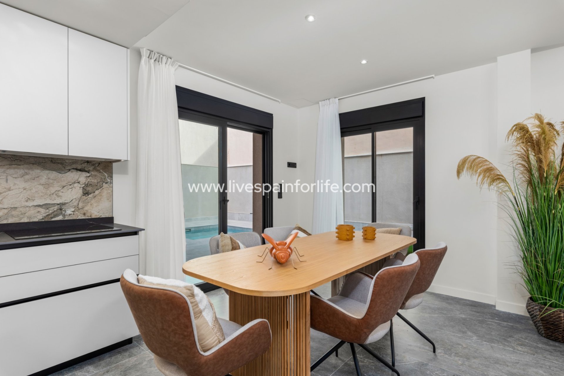 Resale - Semi-detached house / Quad -
Torre de la Horadada - Torre de La Horadada - Town