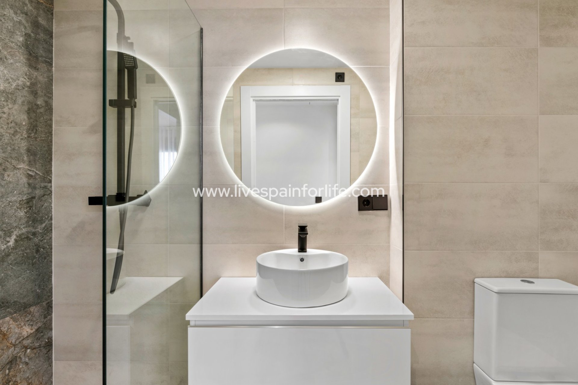 Resale - Semi-detached house / Quad -
Torre de la Horadada - Torre de La Horadada - Town