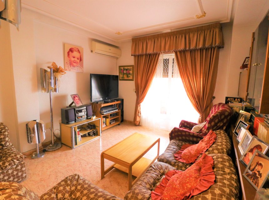 Resale - Town house -
Albatera