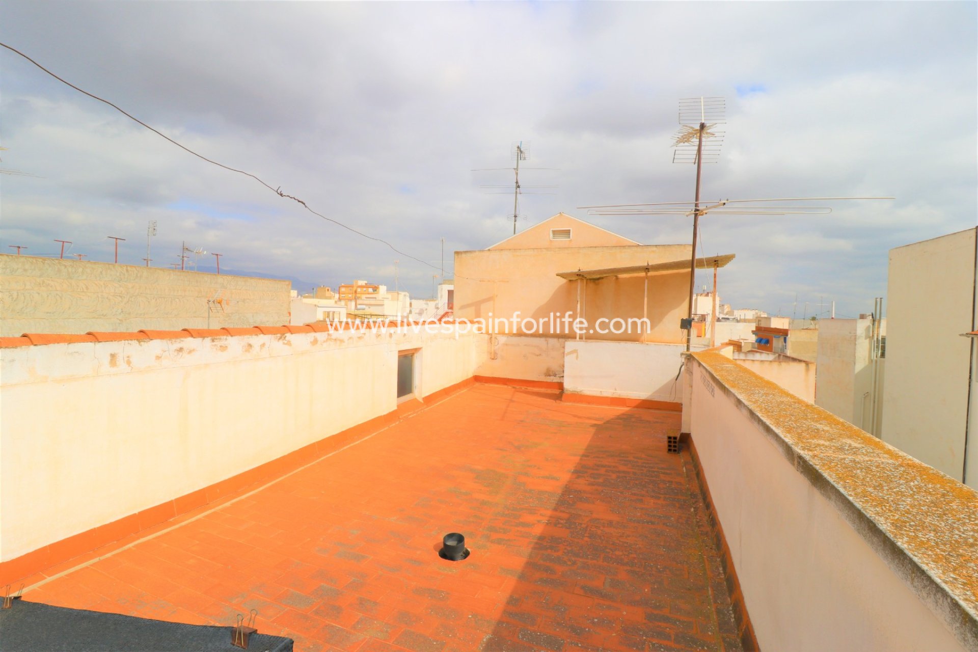 Resale - Town house -
Albatera