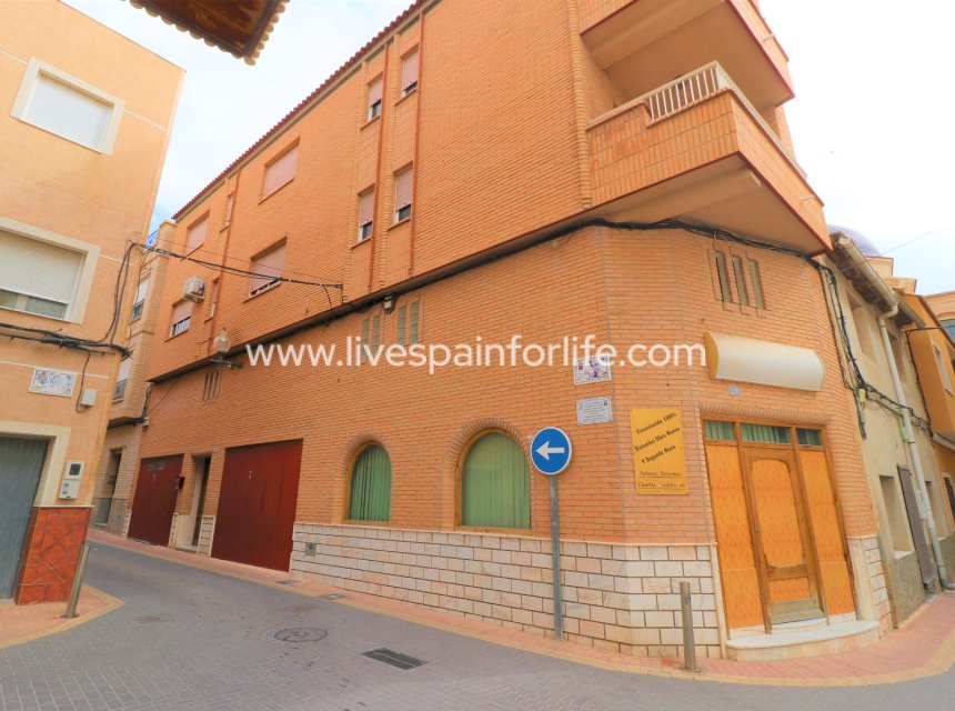 Resale - Town house -
Albatera