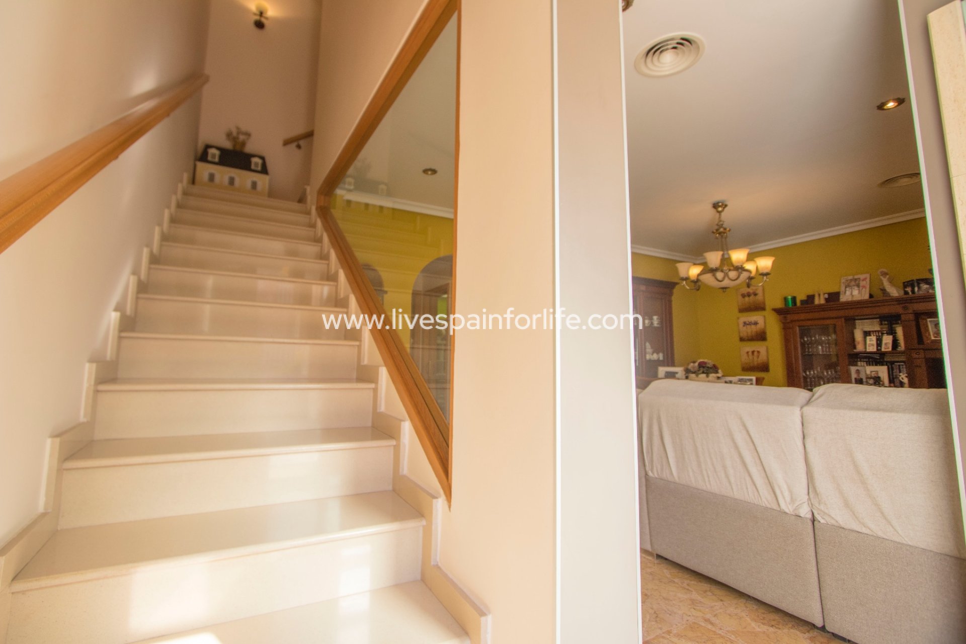 Resale - Town house -
Albatera