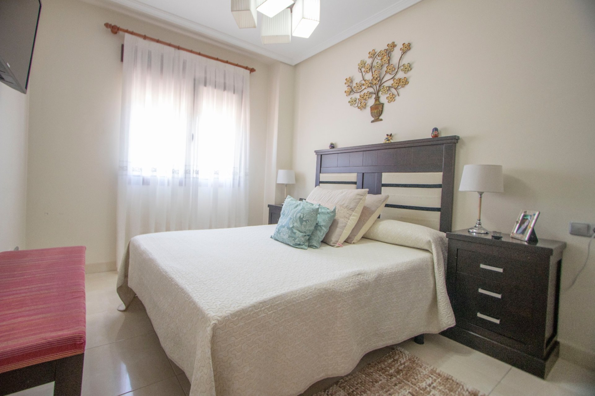 Resale - Town house -
Alicante