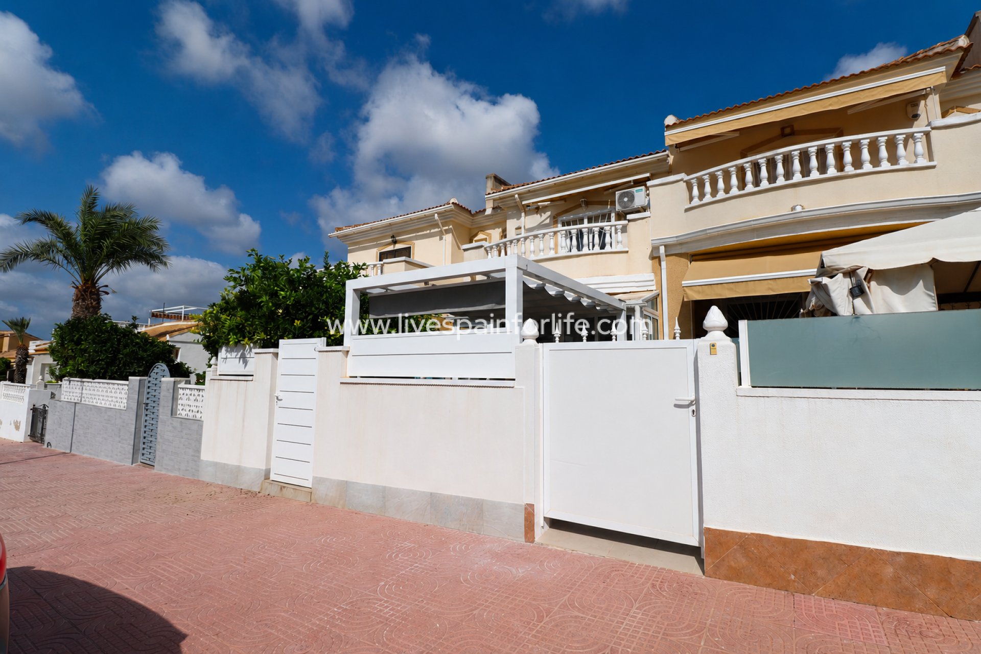 Resale - Town house -
Benijofar - Monte Azul