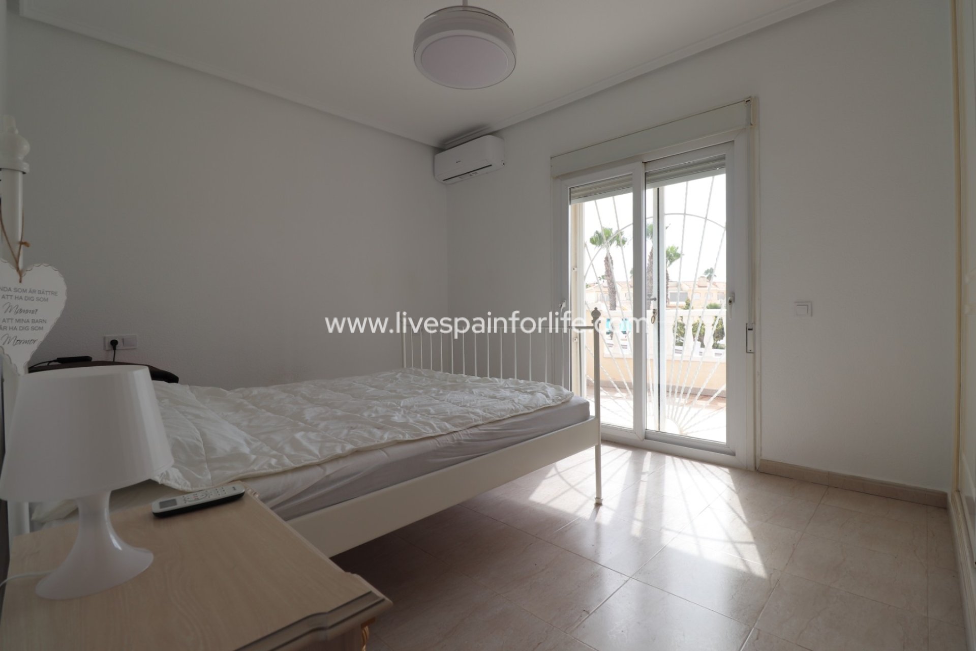 Resale - Town house -
Benijofar - Monte Azul
