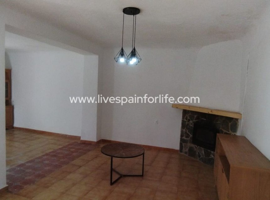 Resale - Town house -
Casas del Señor