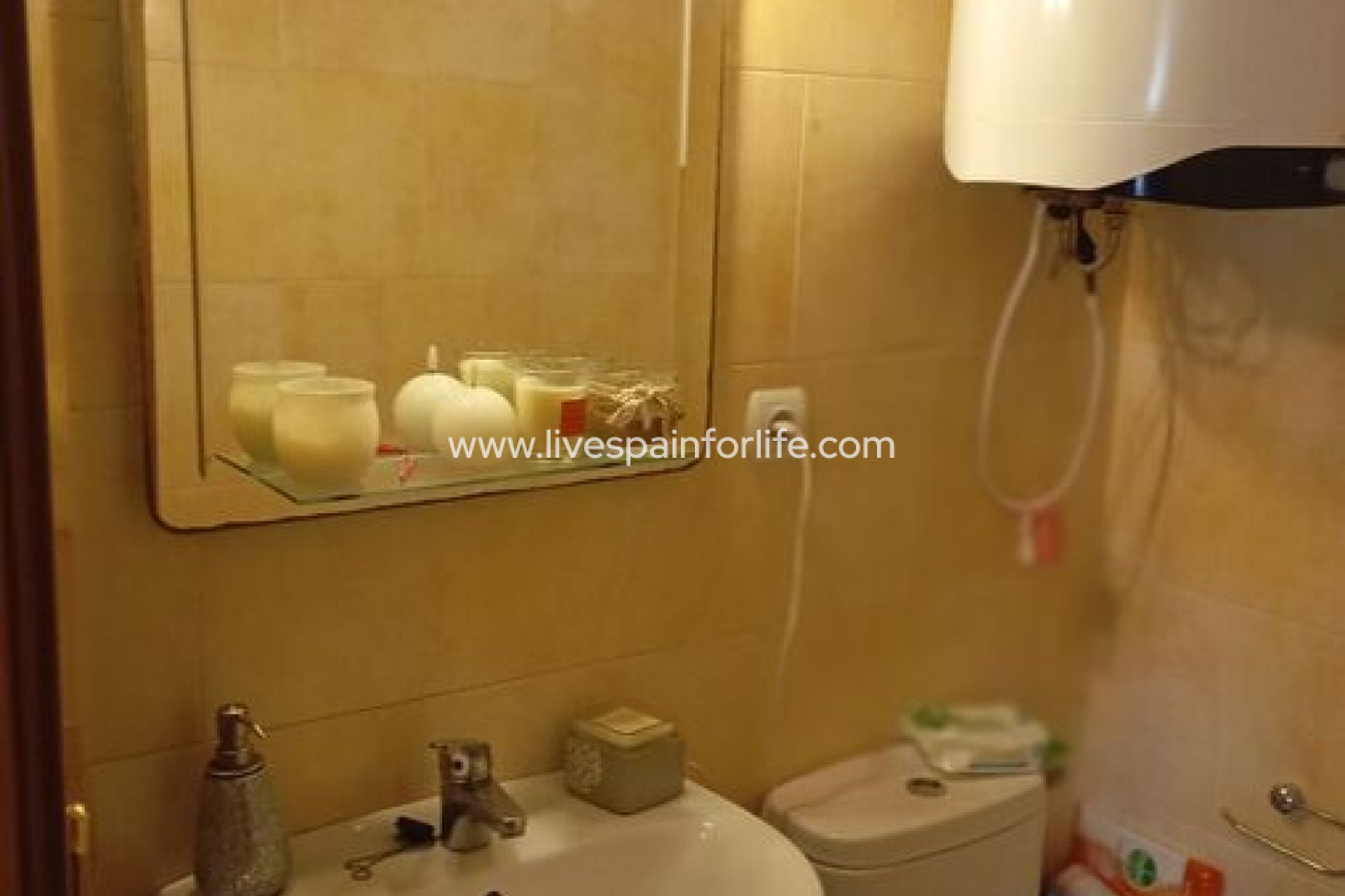 Resale - Town house -
Catral