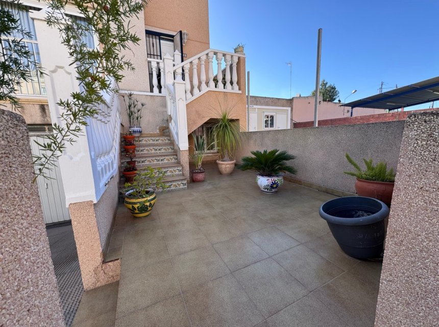 Resale - Town house -
La Murada
