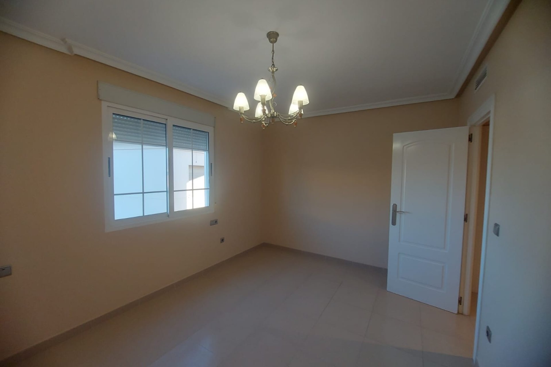 Resale - Town house -
La Murada