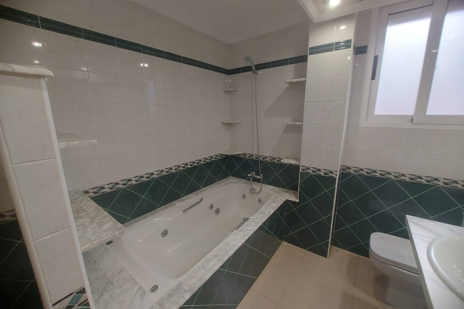 Resale - Town house -
La Murada