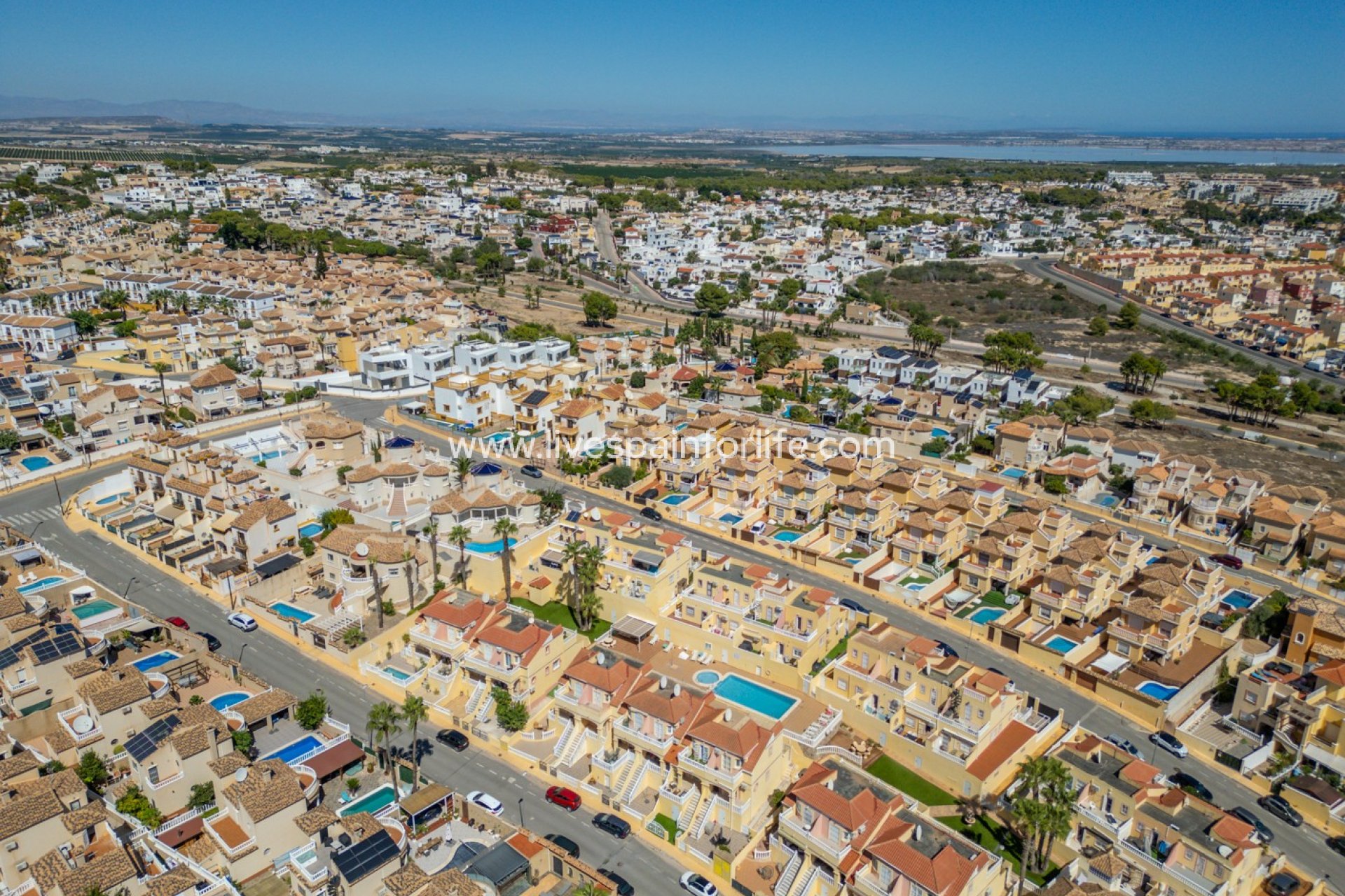 Resale - Town house -
Orihuela Costa - Las Filipinas