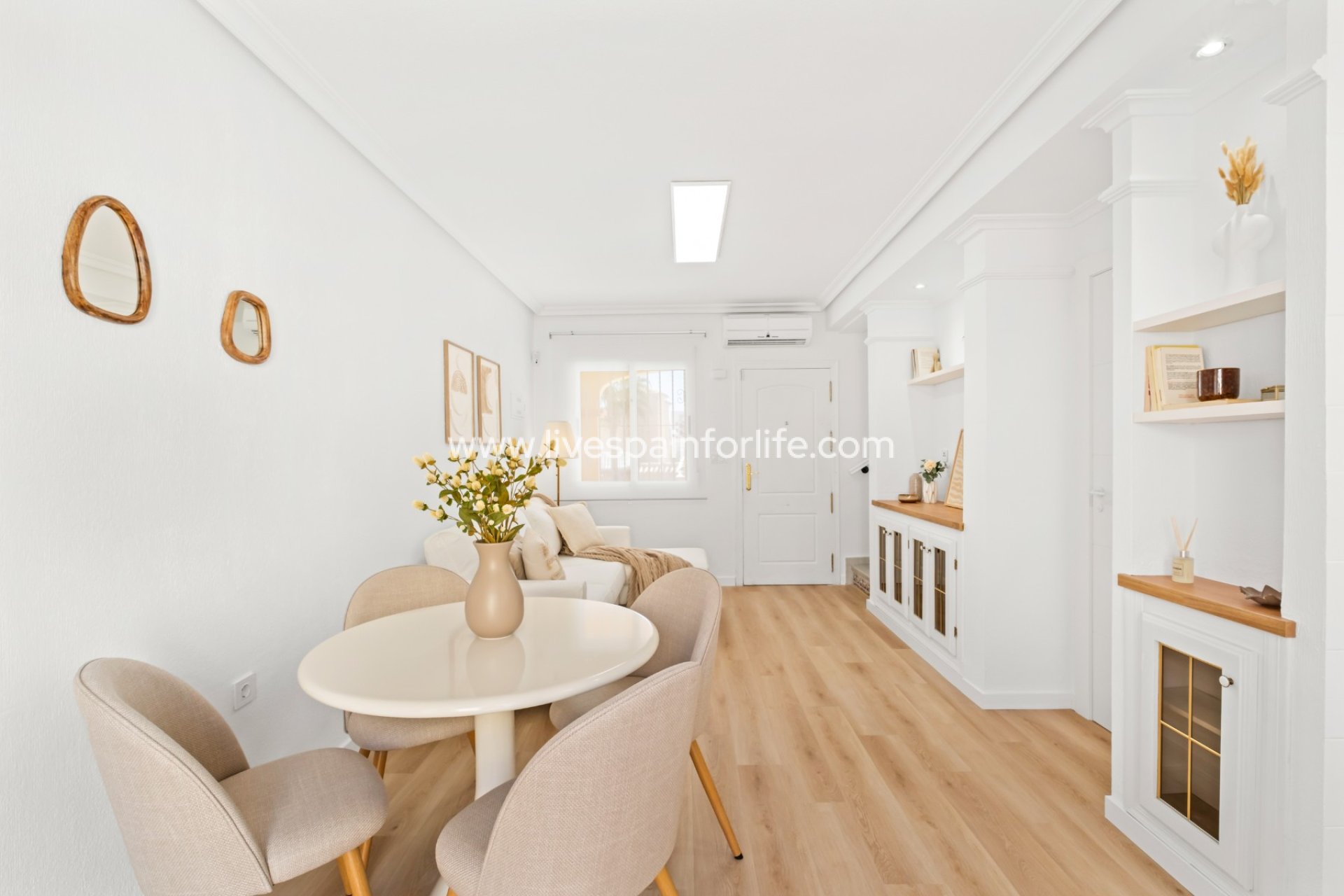 Resale - Town house -
Orihuela Costa - Las Filipinas