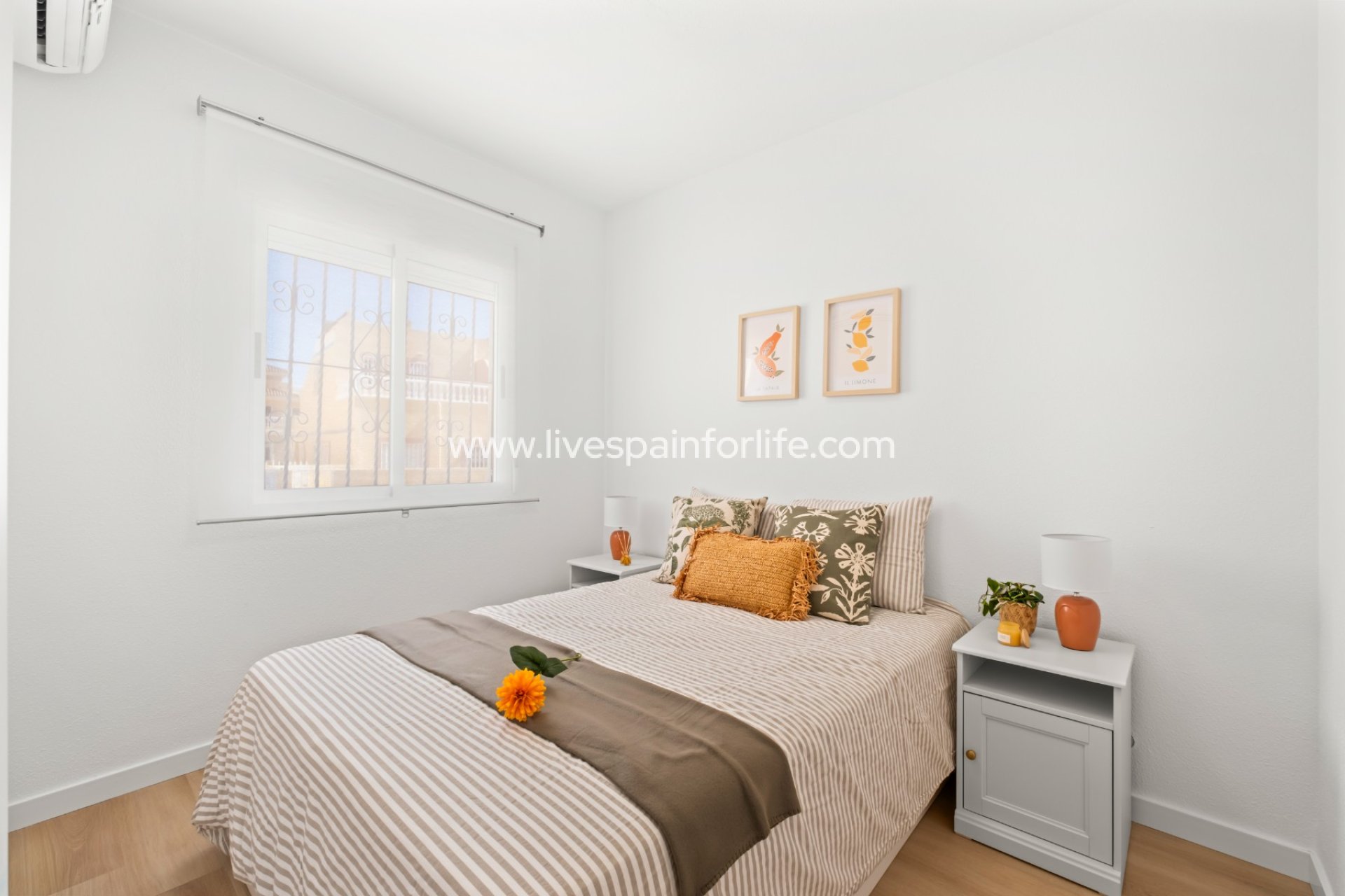 Resale - Town house -
Orihuela Costa - Las Filipinas