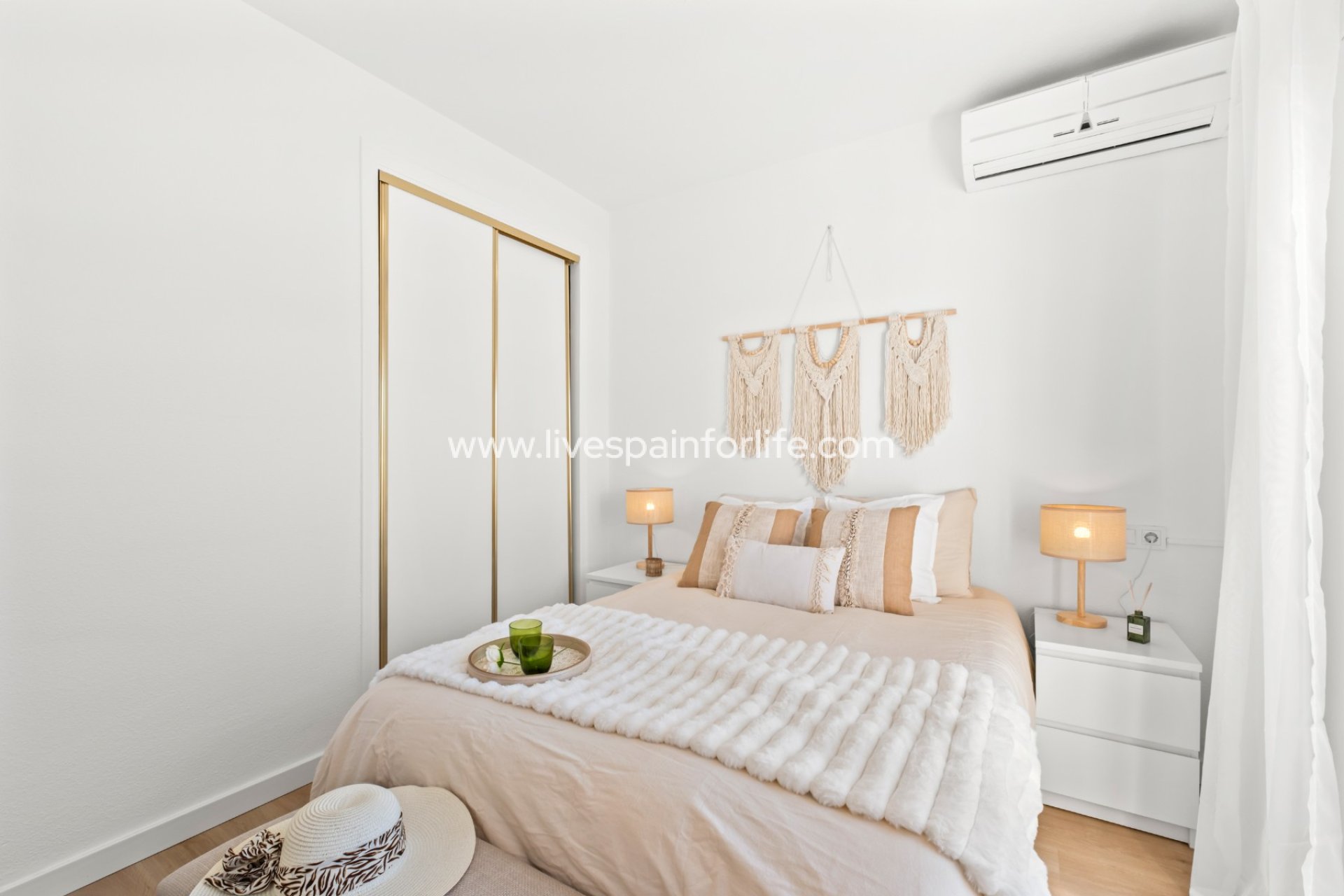 Resale - Town house -
Orihuela Costa - Las Filipinas