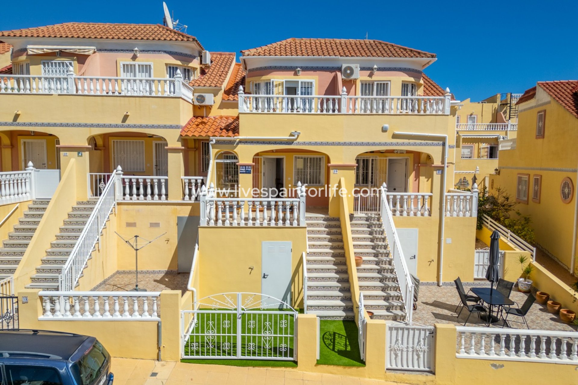 Resale - Town house -
Orihuela Costa - Las Filipinas