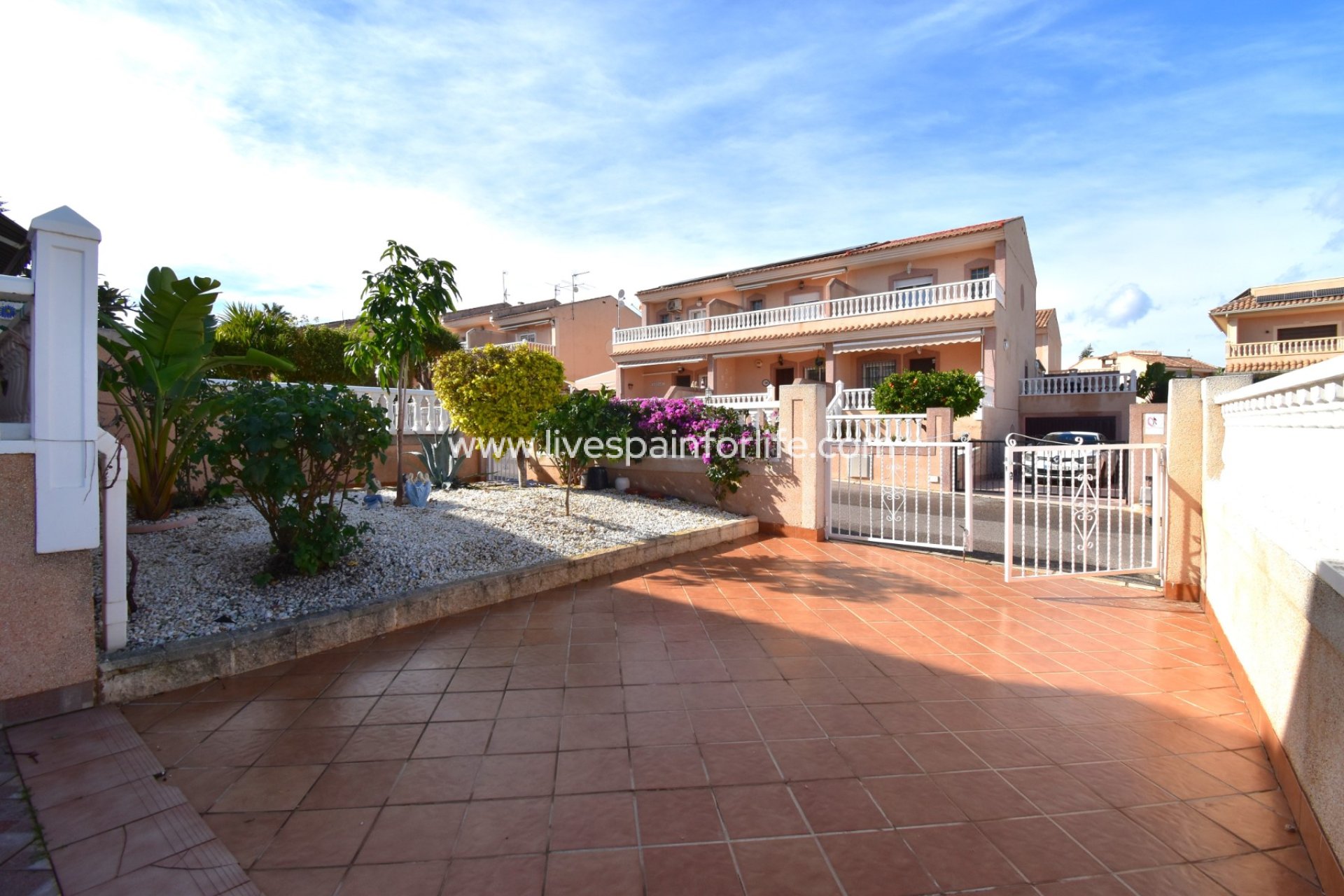 Resale - Town house -
Orihuela Costa - Los Balcones
