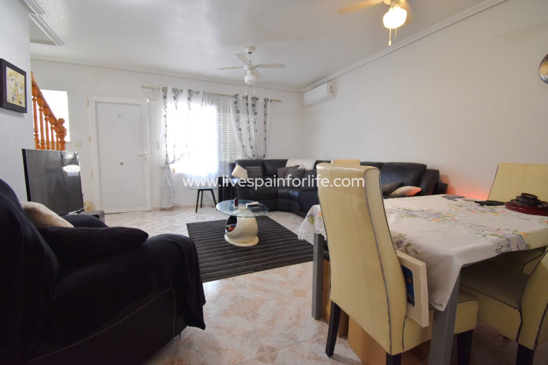 Resale - Town house -
Orihuela Costa - Playa Flamenca