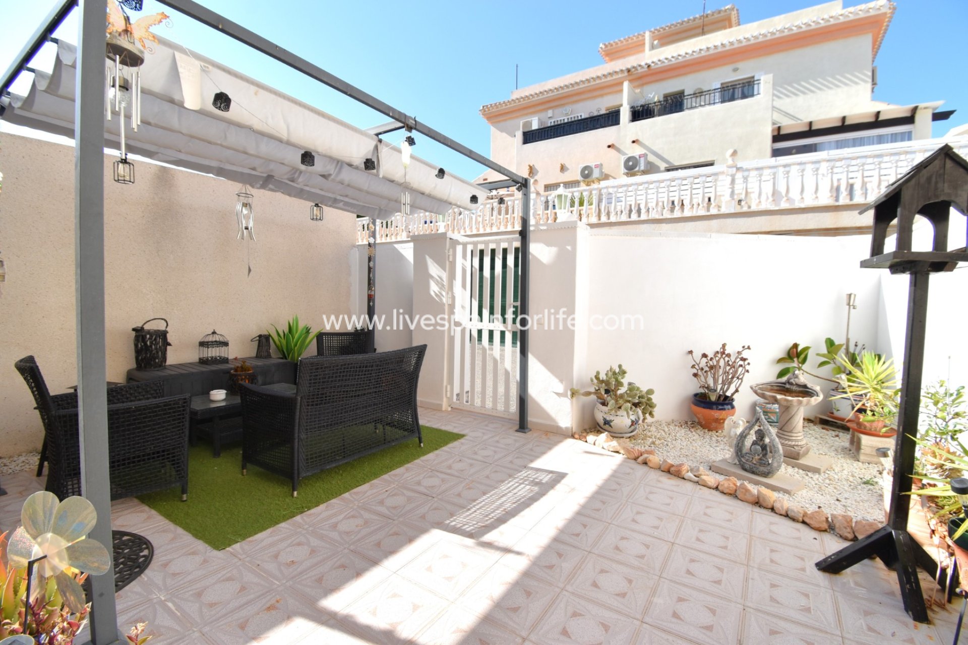 Resale - Town house -
Orihuela Costa - Playa Flamenca