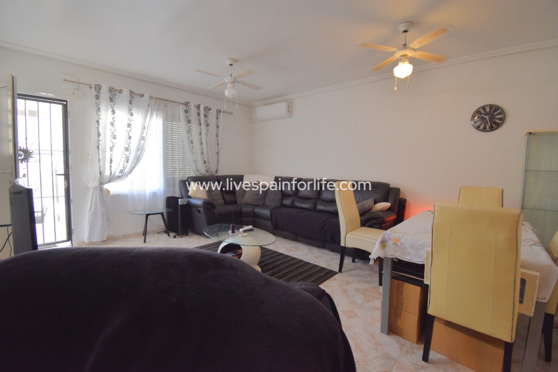 Resale - Town house -
Orihuela Costa - Playa Flamenca