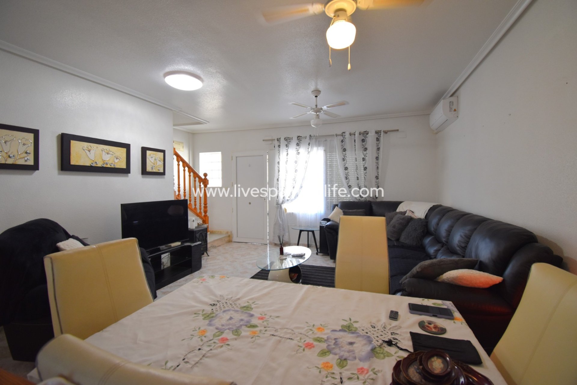 Resale - Town house -
Orihuela Costa - Playa Flamenca