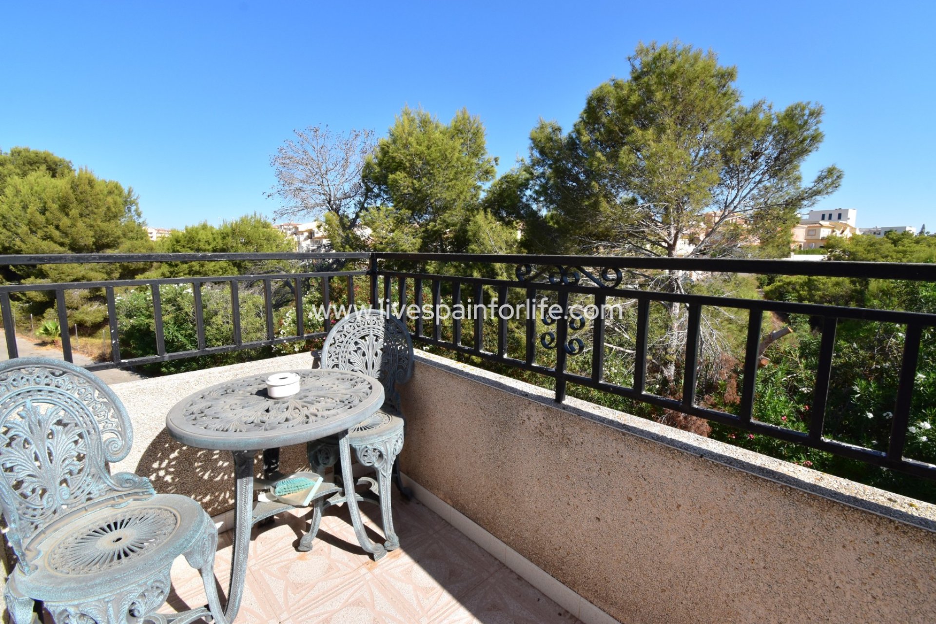 Resale - Town house -
Orihuela Costa - Playa Flamenca