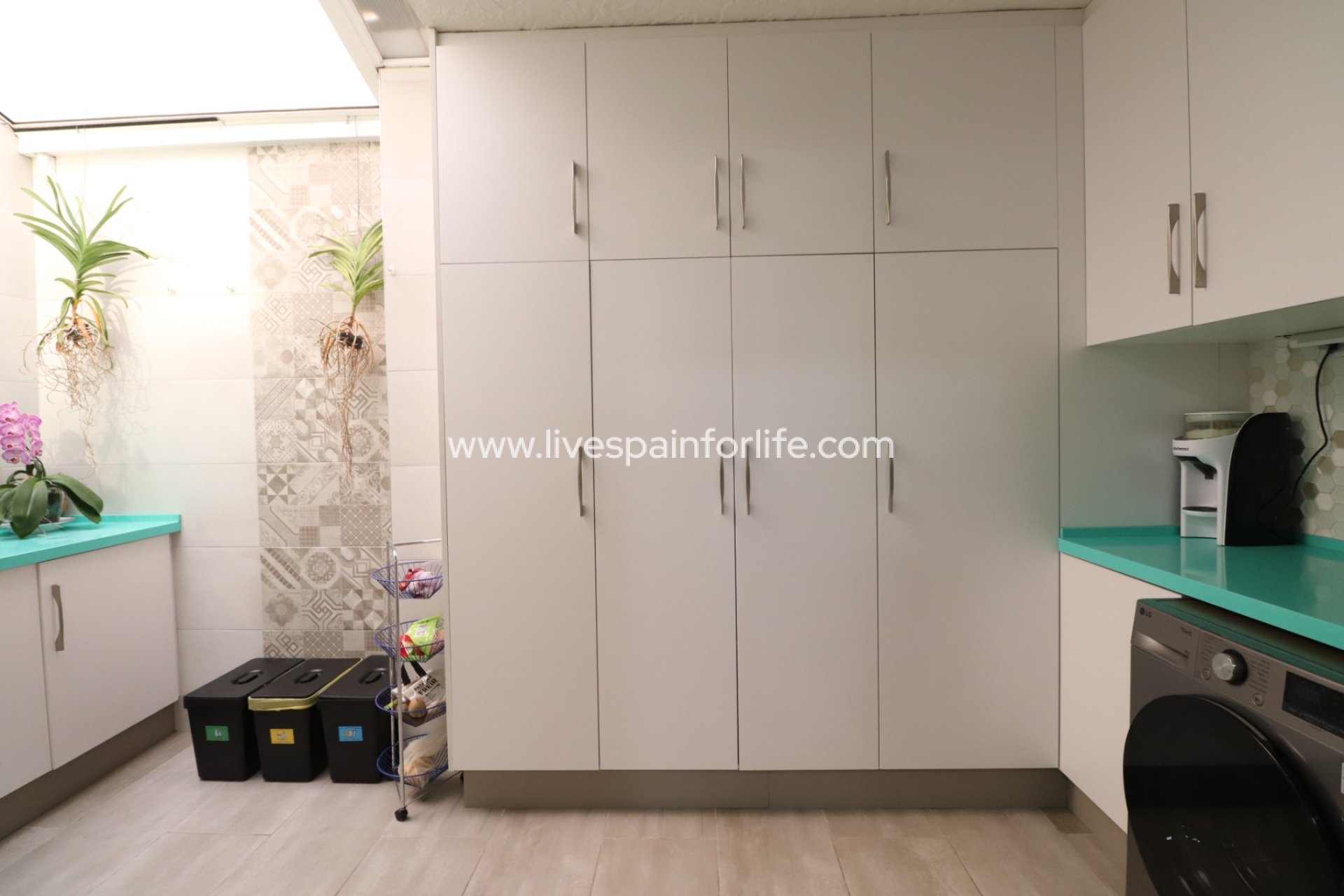 Resale - Town house -
Redovan - Redovan - Town