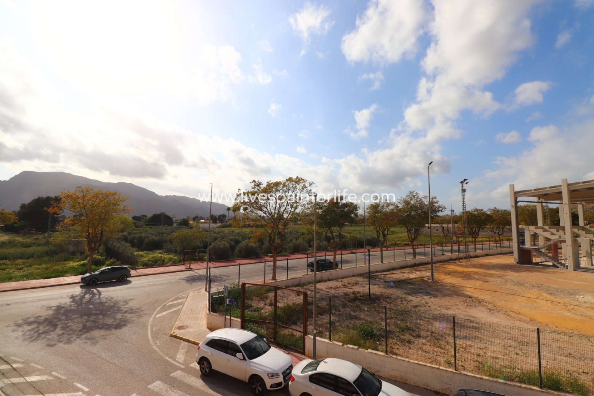 Resale - Town house -
Redovan - Redovan - Town