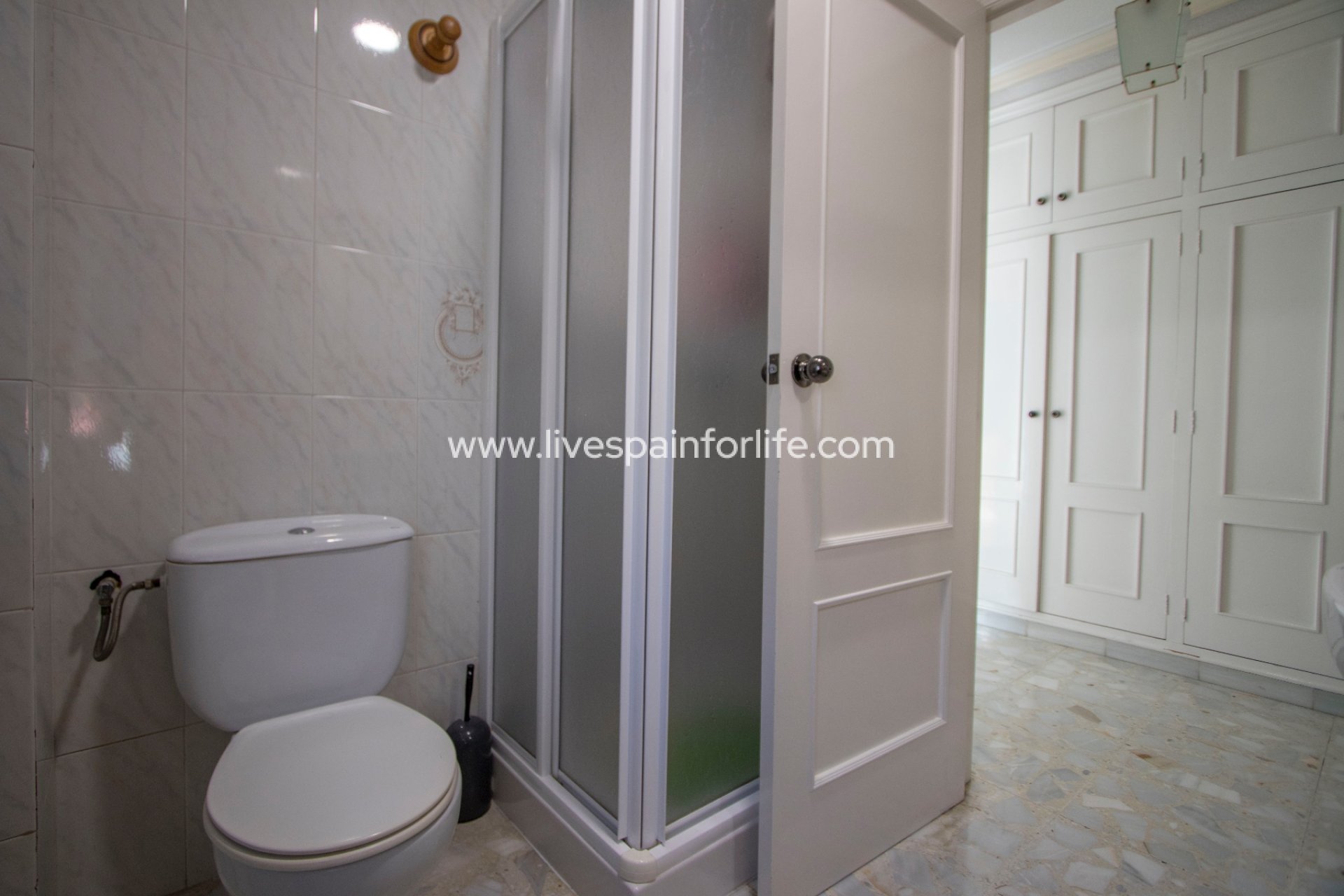 Resale - Town house -
Redovan