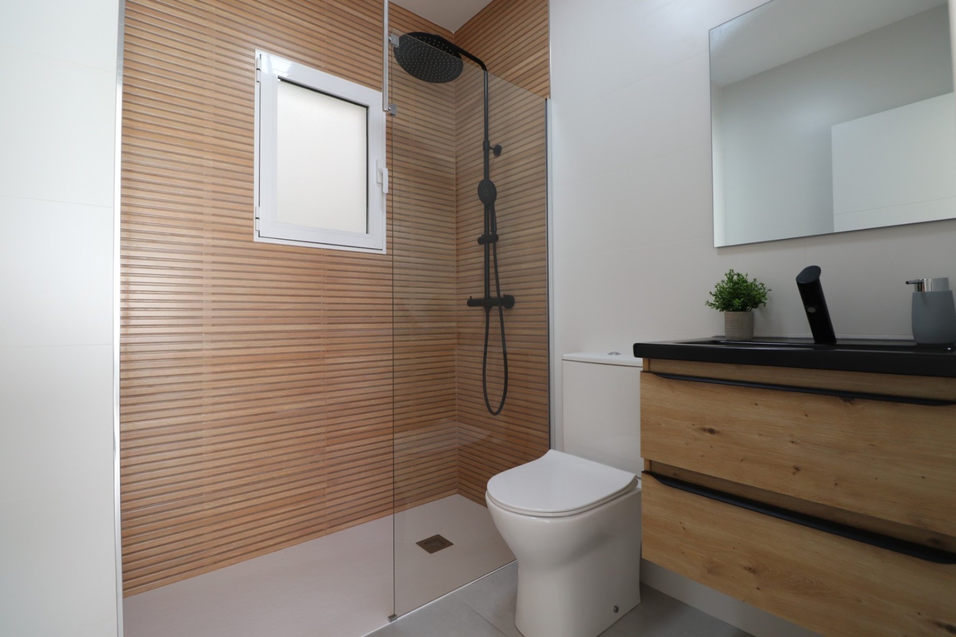 Resale - Town house -
Torrevieja - San Luis