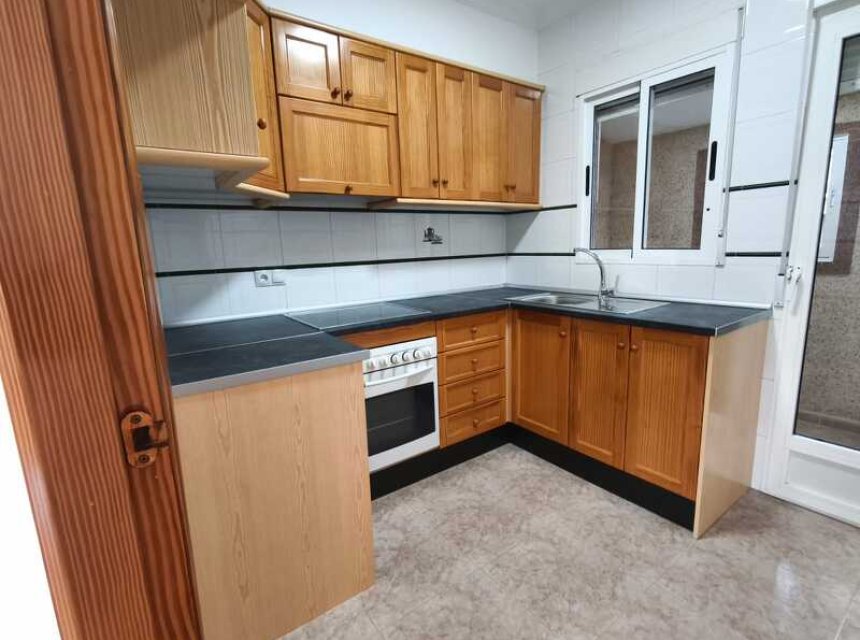 Resale - Villa (detached) -
Algorfa - Castillo De Montemar