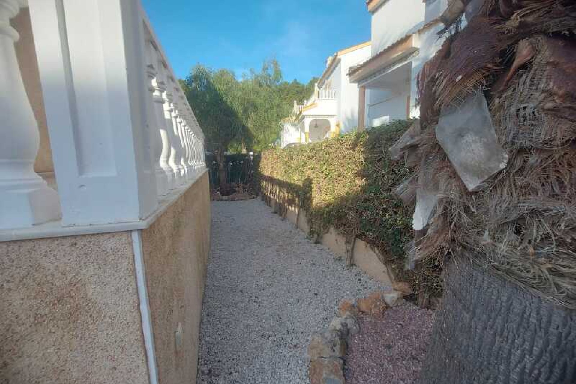 Resale - Villa (detached) -
Algorfa - Castillo De Montemar