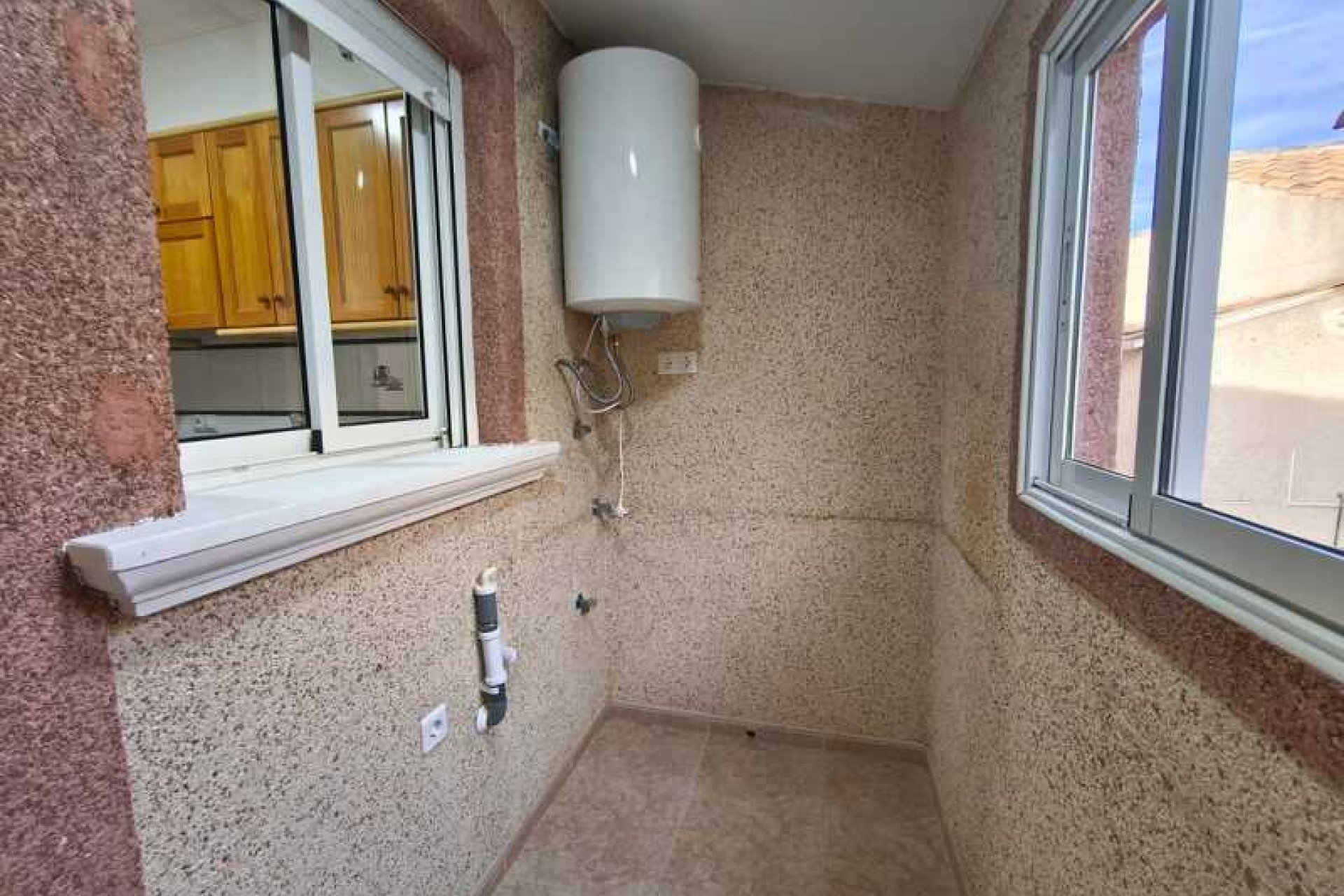 Resale - Villa (detached) -
Algorfa - Castillo De Montemar